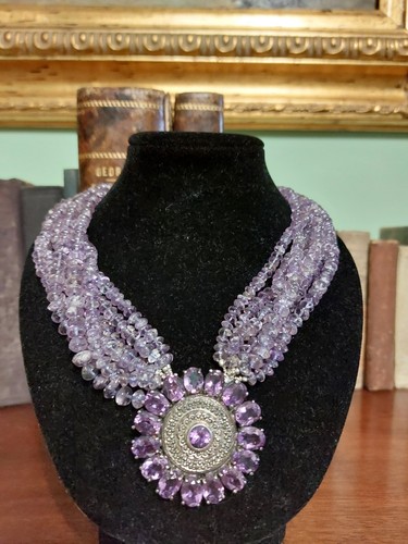 Collana girocollo multifilo