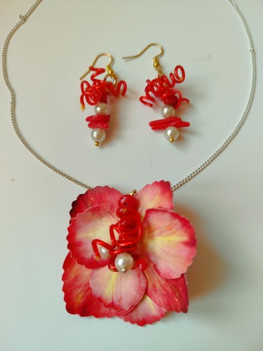 Parure collana con fiore - collana, e
